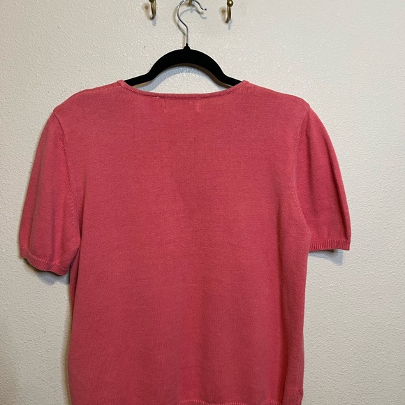 Alfred Dunner Coral/Rose Embroidered Short Sleeve Sweater Top. Size M - Picture 5 of 5